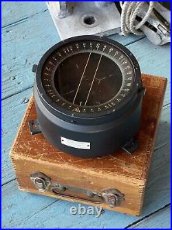 1942 WW II U. S. ARMY Air Force Type D-12 Bendix Aperiodic Aviation Compass /Box