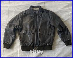 A-2 Flyer's Jacket MEDIUM Leather US ARMY Air Force Bomber Aviator Vintage BROWN