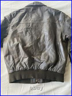 A-2 Flyer's Jacket MEDIUM Leather US ARMY Air Force Bomber Aviator Vintage BROWN