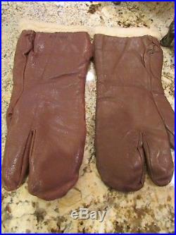 Named WWII WW2 A-9 Gloves US Army Air Force Bomber Gunner early Red Skin USAAF