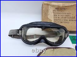 U. S ARMY AIR FORCES TYPE B-8 FLYING GOGGLES AVIATION Case With Extra Lenses