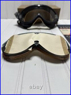 U. S ARMY AIR FORCES TYPE B-8 FLYING GOGGLES, Case, 8 Extra Lenses, Instructions
