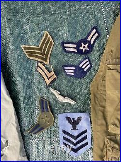 US Military Army Duffle Lot WWII US Army Air Force Vest Vietnam Bag Patches Pin
