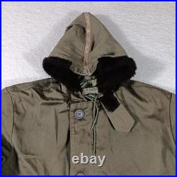 Vintage B-9 Parka Military Flight Jacket Mens Large US Army Air Force Quilted