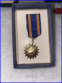 WW2-Korea US Air Medals & Ribbons In Cases Vintage Army Air Corps Force-Lot