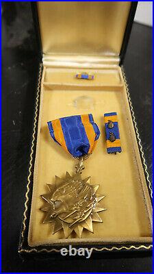 WWII US Army Air Corps Force BOXED Air Medal