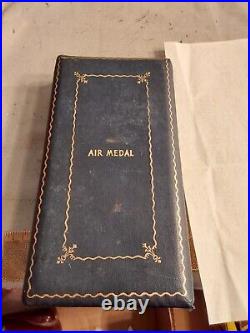 WWII US Army Air Corps Force Boxed Air Medal w Full Wrapped Brooch