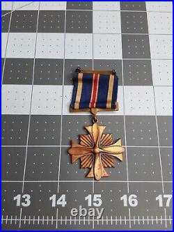 WWII US Army Air Corps Force DFC Distinguished Flying Cross Medal Slot Brooch