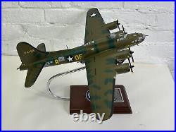 WWII US Army Air Force Boeing B-17F Flying Fortress Wood Desk Display