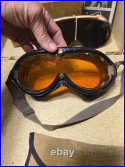 WWII US Army Air Force Flying Goggles Type B-8 With Box & Spare Lenses
