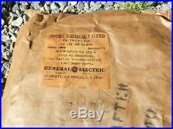 WWII US Army Air Force General Electric Electrically Heated Type F-3 Flight Suit