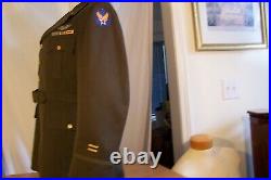 Ww2 U. S. Army Air Force Bomber Pilots Dress Coat, Dark O. D. (chocolate) 43 Reg
